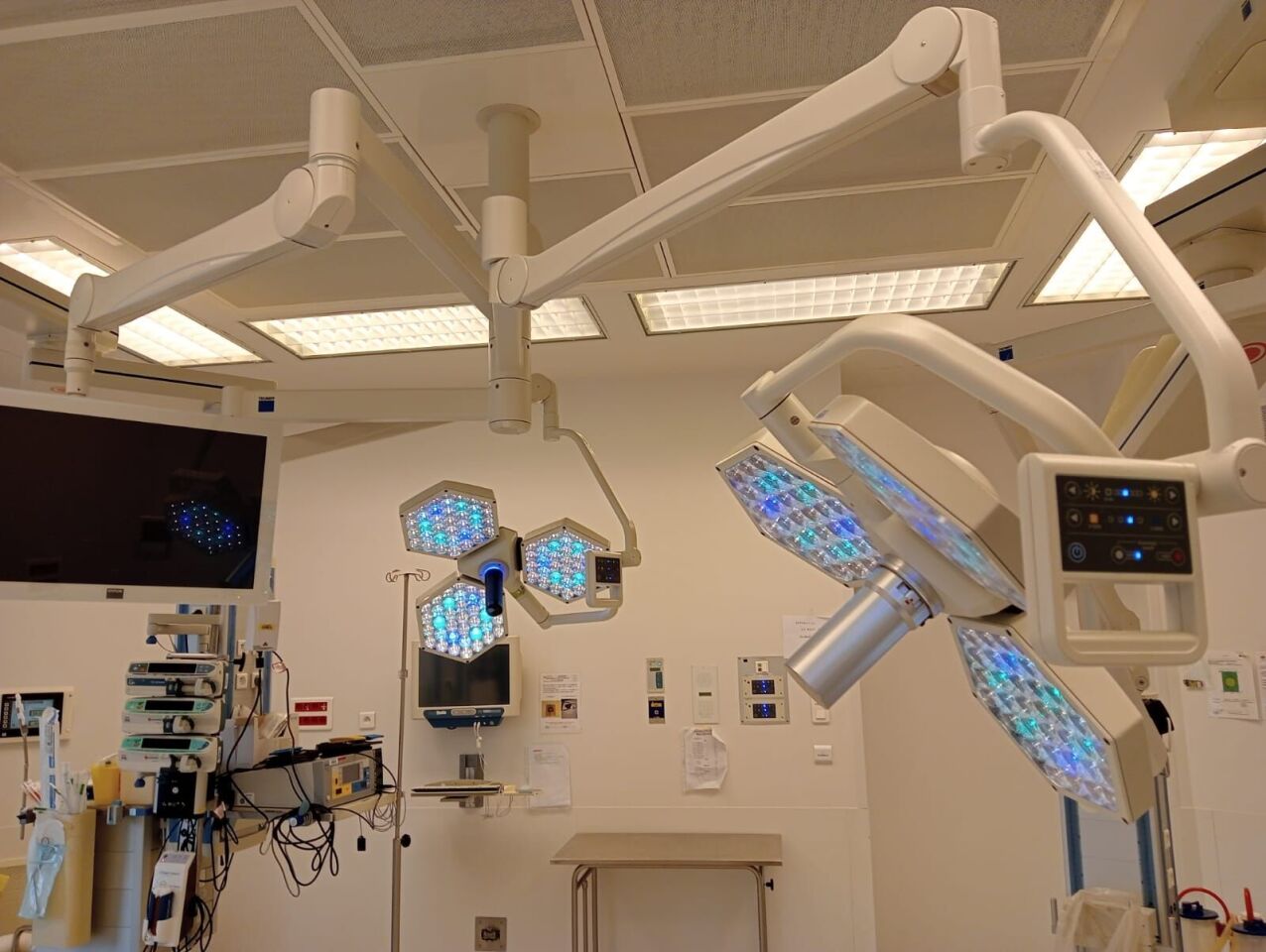Surgical Lights